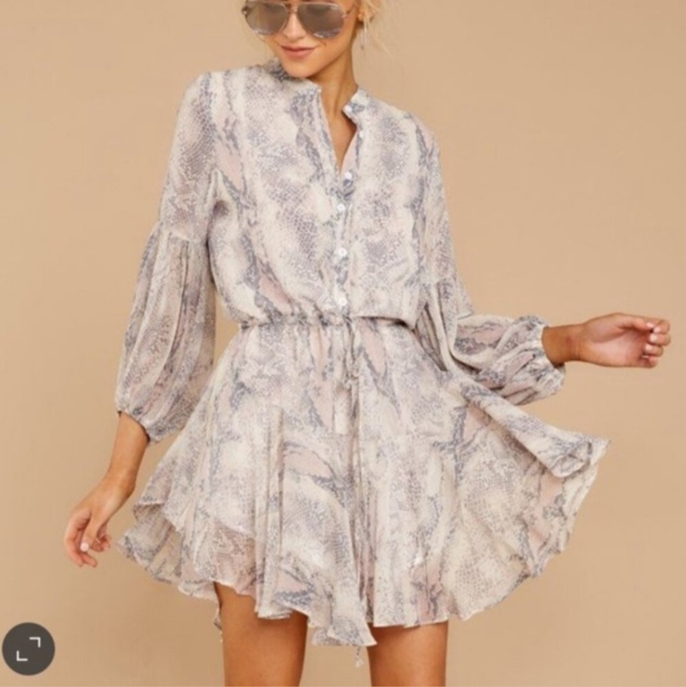 Olivaceous Chic Long Sleeve Snake Print Dress